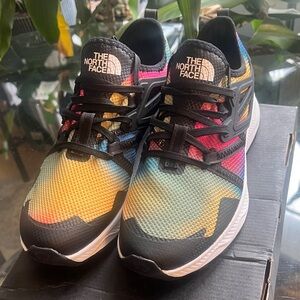 The North Face men’s Oxeye Multicolor Sneakers